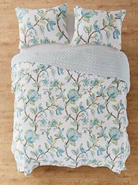 Floral Quilted Bedspread in Teal and Green -Levtex
